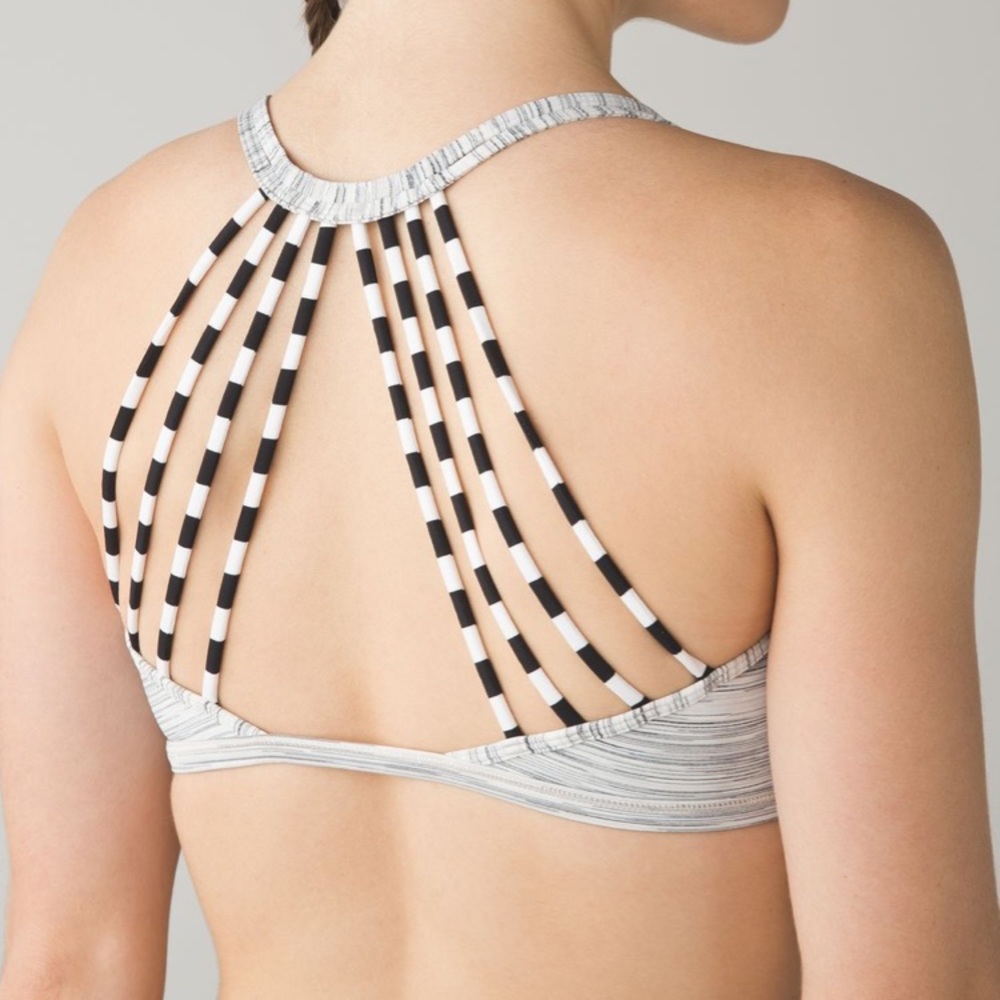 Lululemon Lighten Up Bra SpaceDye Camo WhiteSilver Spoon/Apex Stripe Black White